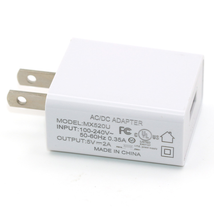5V2A USB 白色美规充电器  
